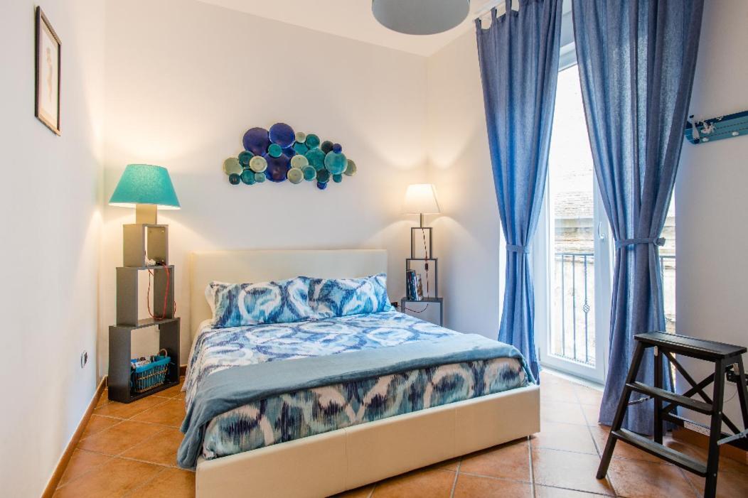 Il Posto Fisso Napoli Apartment Bagian luar foto